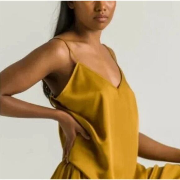 Ettitude Women's Size Medium Sateen Cami Chamomile Yellow Strappy Top Loungewear - Picture 2 of 6